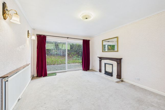 12 Pollards Drive, Horsham photo 2