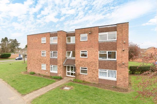 Flat for sale in Egmont Road, Walton-On-Thames