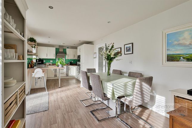 8, Ash Grove, Clitheroe photo 2