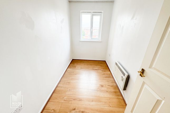 32XX, Pentland Close, Greater London photo 2