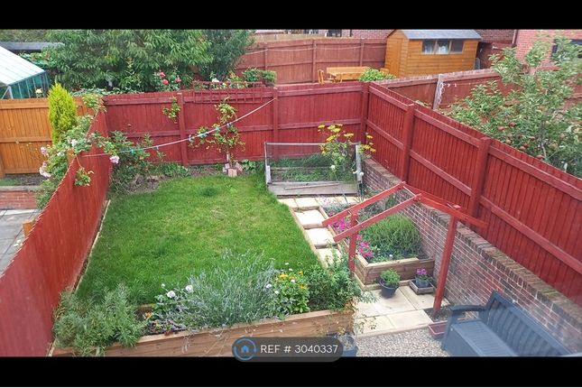 Radbourne Close, West Gorton, Manchester photo 3