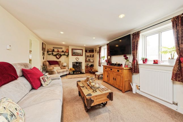 2 Church Cottages, Plumstone Road, Birchington photo 2
