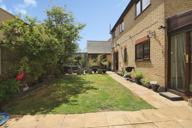 21, Station Road, Peterborough photo 4