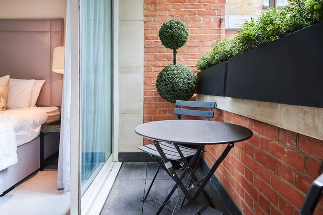 101, 62, Green Street, Mayfair photo 4