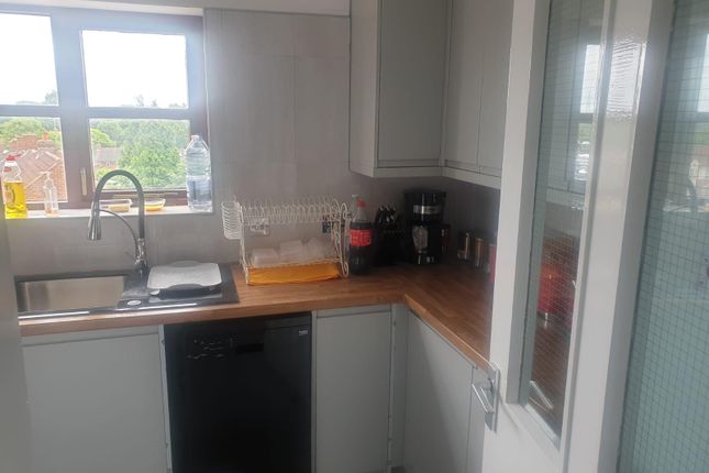 4, Palmers Grove, Birmingham photo 5
