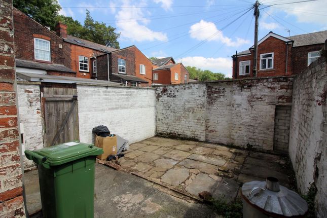 Room 4, 1, Brierley Street, Bury photo 5