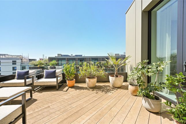 Apartment 713, 3, Television Centre, London photo 4