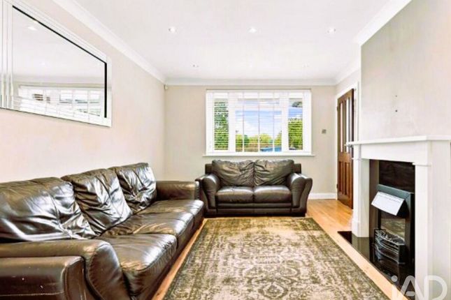 43, Government Row, Enfield photo 4