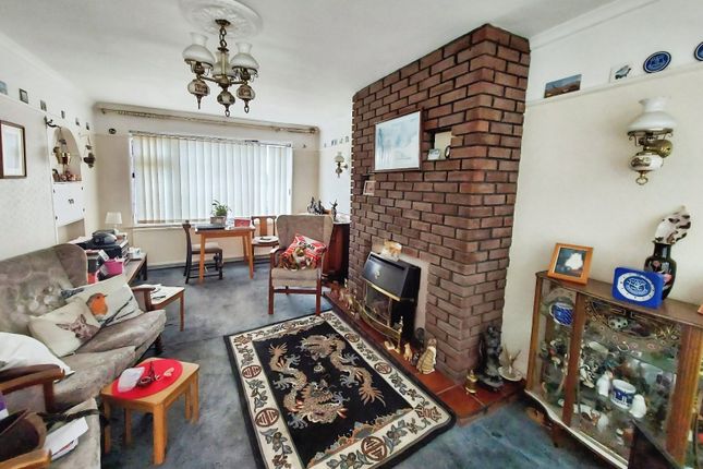 179, Lancaster Road, Salford photo 2