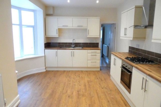 Terraced house to rent in Coldstream Street, Llanelli, Carmarthenshire. SA15