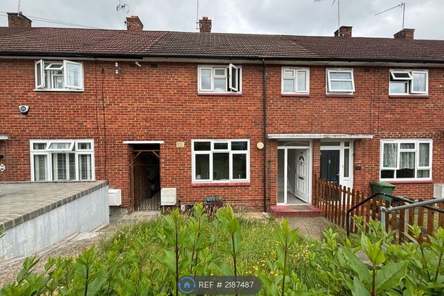 Terraced house to rent in Amherst Drive, Orpington