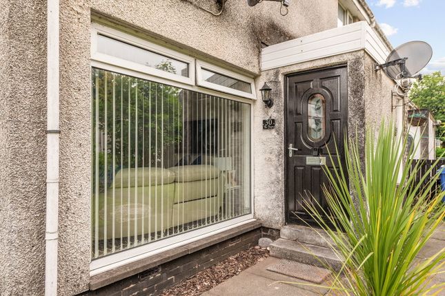 2-bed flat on 30, The Bryony, Alloa, £112,500