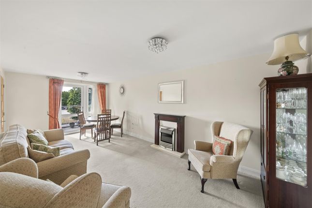 Flat 21, 1, Landmark Place, Moorfield Road, Denham photo 3