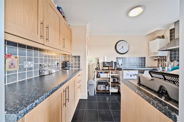 Flat for sale in Court Road, Orpington
