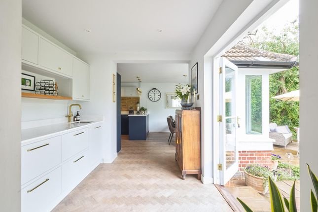 24 Queen Edith's Way 0408250018.Jpg