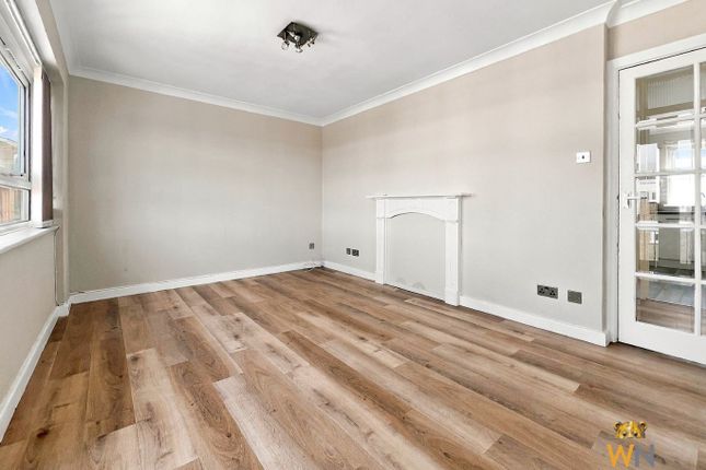 9B, Rockleigh Court, Hutton Road, Shenfield photo 3