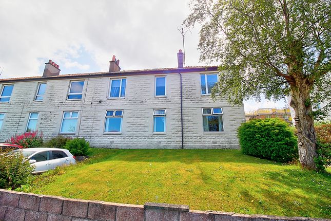 Thumbnail Flat for sale in Mains Drive, Dundee