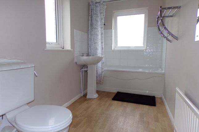 8, Sutton-in-Ashfield photo 5