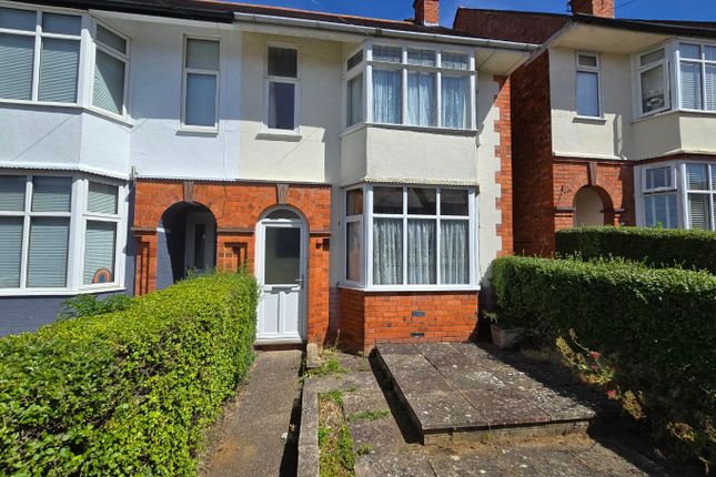 End terrace house for sale in Highlands Avenue, Spinney Hill, Northampton