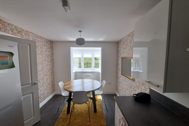 7, Firecrest, Peterborough photo 3