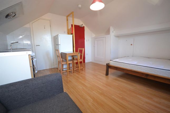 Unit 9, 88, Connaught Road, Reading photo 2