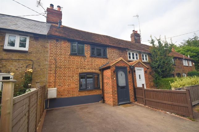 Thumbnail Cottage to rent in Terrick, Aylesbury