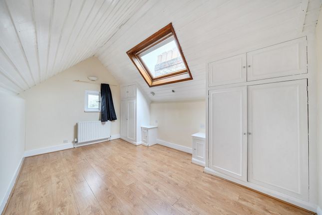 7c, Essex Grove, London photo 3