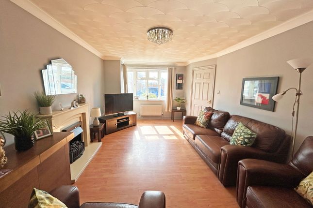 7, St. Edmunds Close, Skegness photo 2