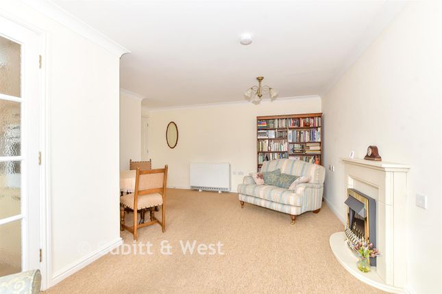 Green Haven Court, London Road, Waterlooville photo 4