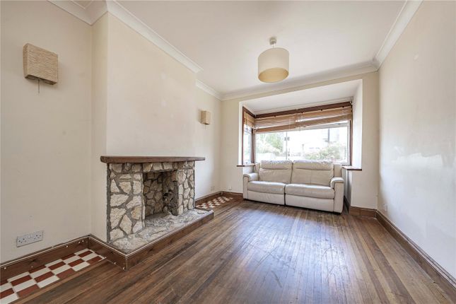 2, Hounslow Gardens, Hounslow photo 2