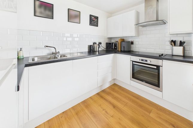 Flat 72 Mariner Point, Brighton Road, Shoreham-by-Sea photo 4