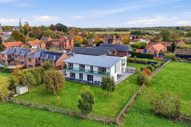 4-bed detached on Main Road, Nottingham, £1,650,000