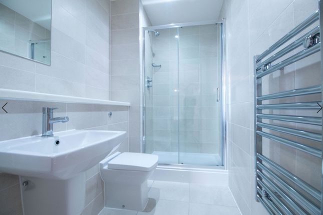 2211B Media City, Michigan Point Tower B, Salford photo 4