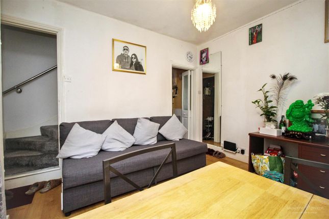 39, Pangbourne Street, Reading photo 4