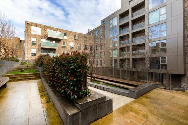 1, Flat 6, Cynthia Street, London photo 2