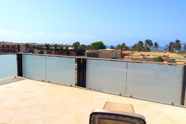 Duplex for sale in Penthouse 320, Hotel Avenue - Halos, Cape Verde