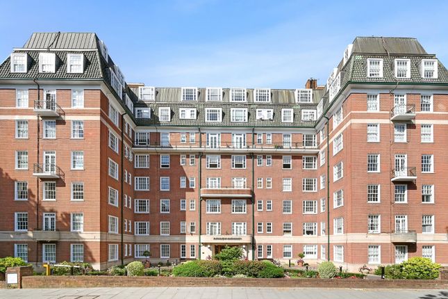 Flat 37, Apsley House 23-29, Finchley Road, London photo 2
