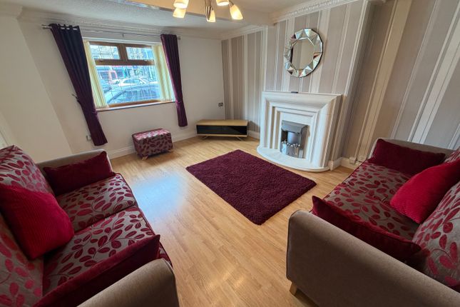 34, Mortimer Row, BRADFORD photo 5