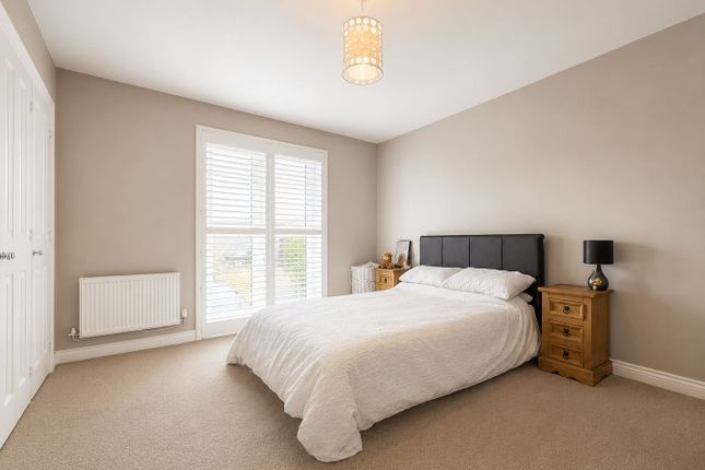 46, Kensington Road, Colchester photo 2