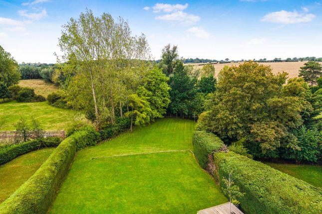 25, Brookfields, Dunmow photo 4
