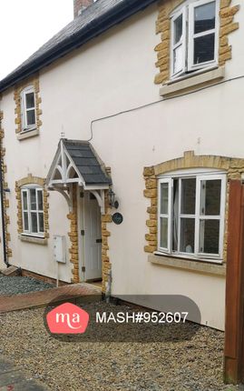 Thumbnail Terraced house to rent in Market Place, Wincanton