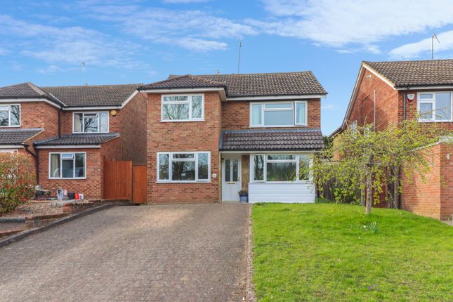 Thumbnail Detached house for sale in Dellmeadow, Abbots Langley