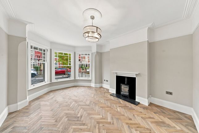 Fleetwood Road, London photo 4