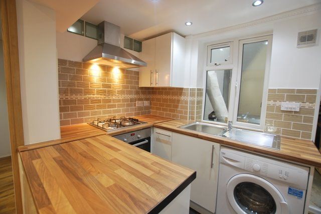 Flat to rent in St. Pauls Road, London