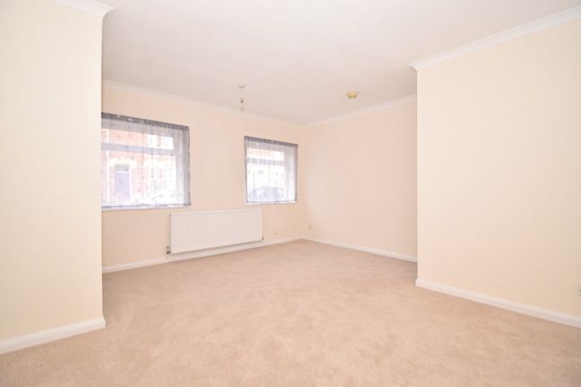 50b, St Johns Road, Exeter photo 2