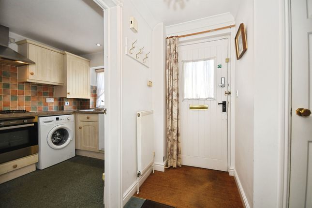 Flat 2, The Courtyard, New Street, Bakewell photo 3
