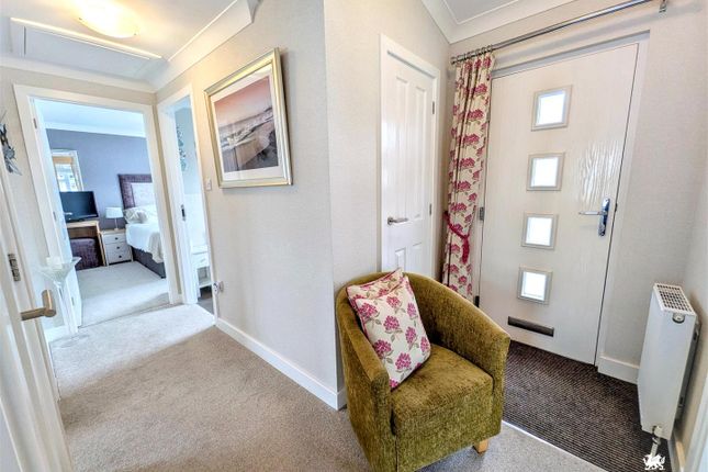 36, Westover Park, West Street, Whitland photo 2