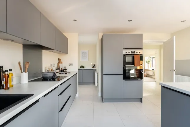 Taylor Wimpey - Riven Stones