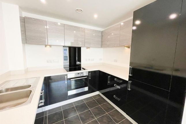 Flat 5, Bessemer Lodge, Milton Keynes photo 2