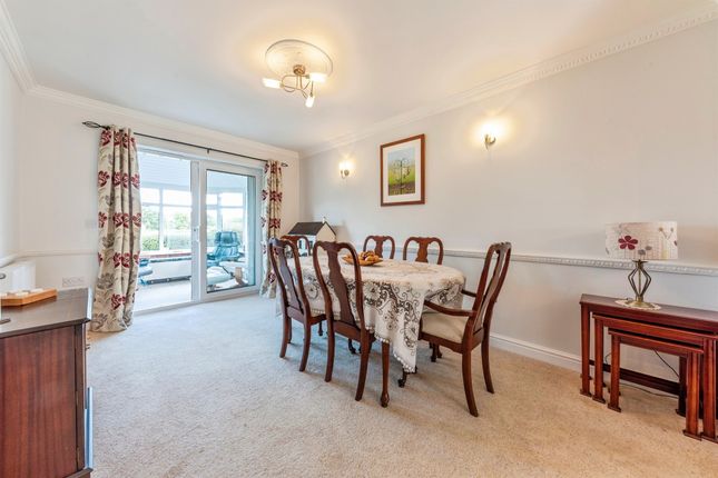 The Spinney, South Heath Lane, Grantham photo 4